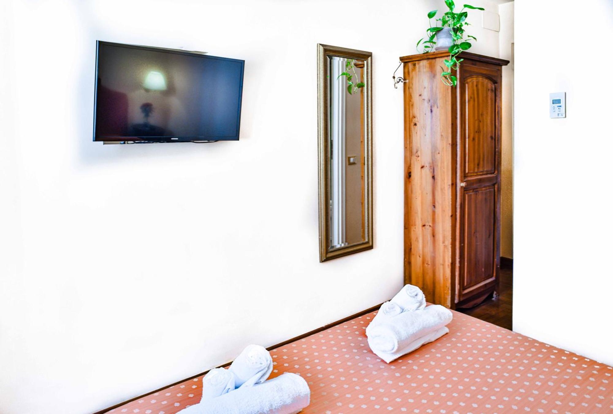 Bed and Breakfast Casa De' Fiori Рим Екстер'єр фото